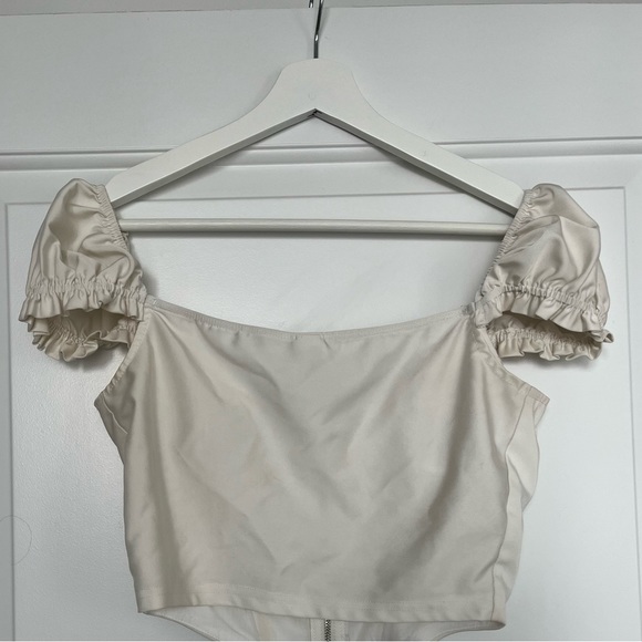 WINDSOR Top - Picture 8 of 8